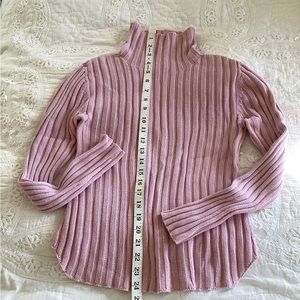 Cute and Comfy Banana Republic Women’s Sweater Size S